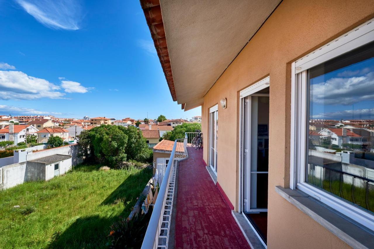 Bright Apartment With Garden In Cascais Eksteriør bilde